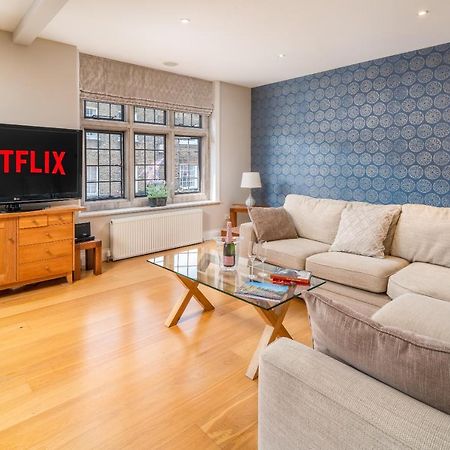 Castle Properties:Eton-The College Windsor Esterno foto