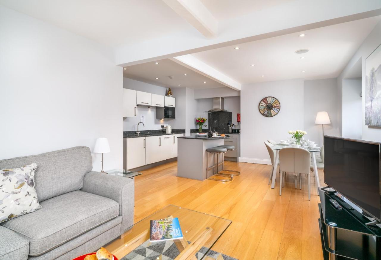 Castle Properties:Eton-The College Windsor Esterno foto