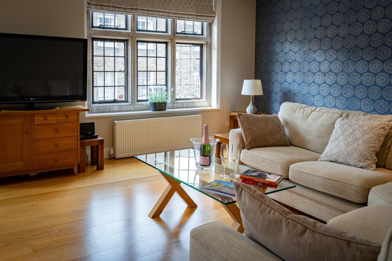 Castle Properties:Eton-The College Windsor Esterno foto
