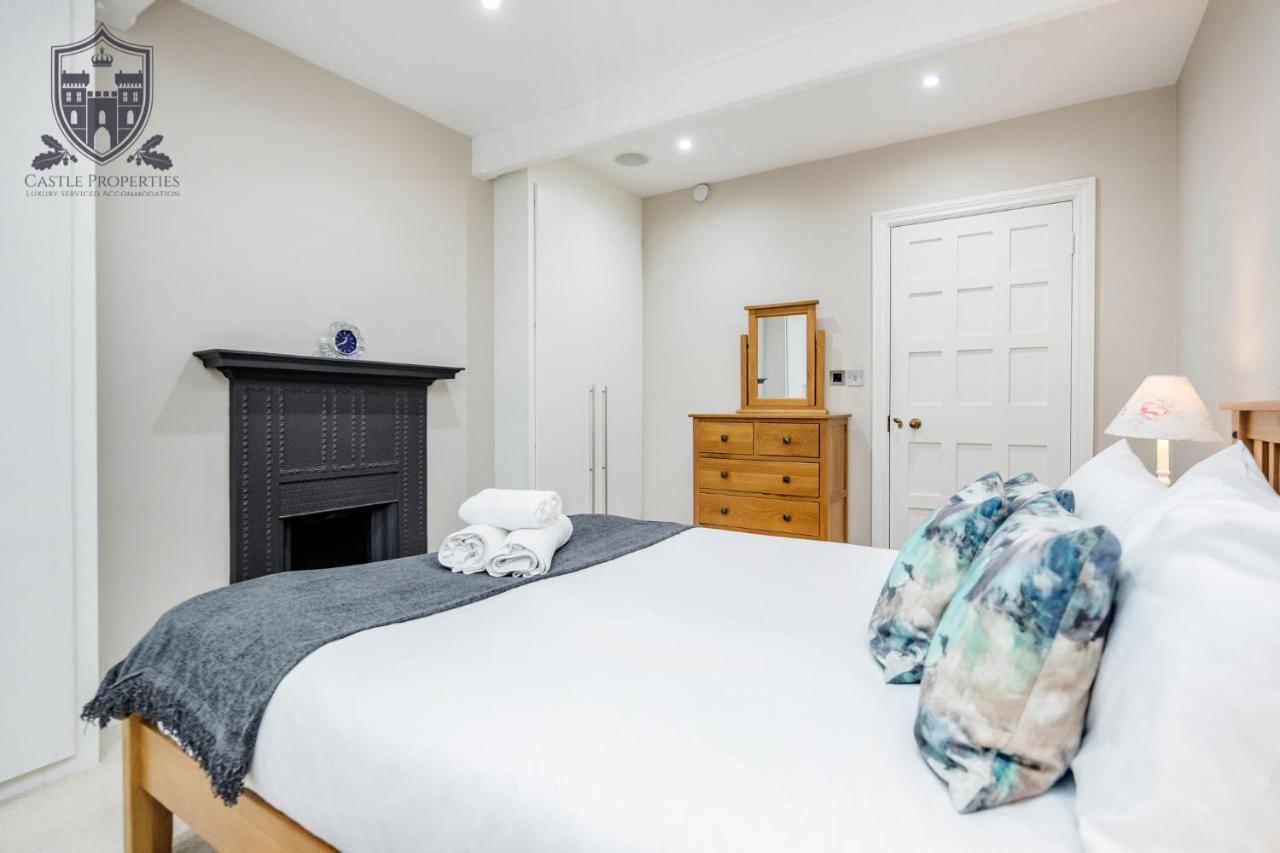 Castle Properties:Eton-The College Windsor Esterno foto