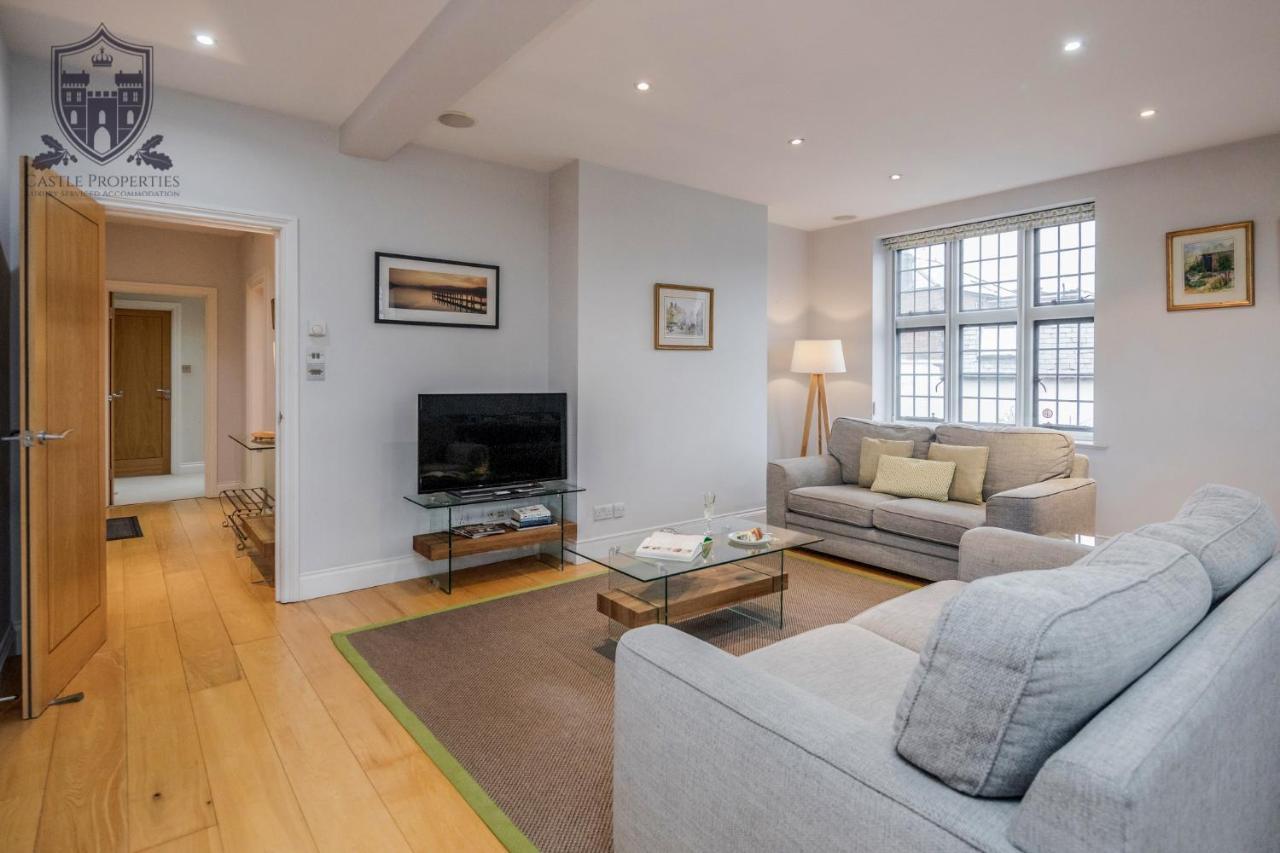 Castle Properties:Eton-The College Windsor Esterno foto
