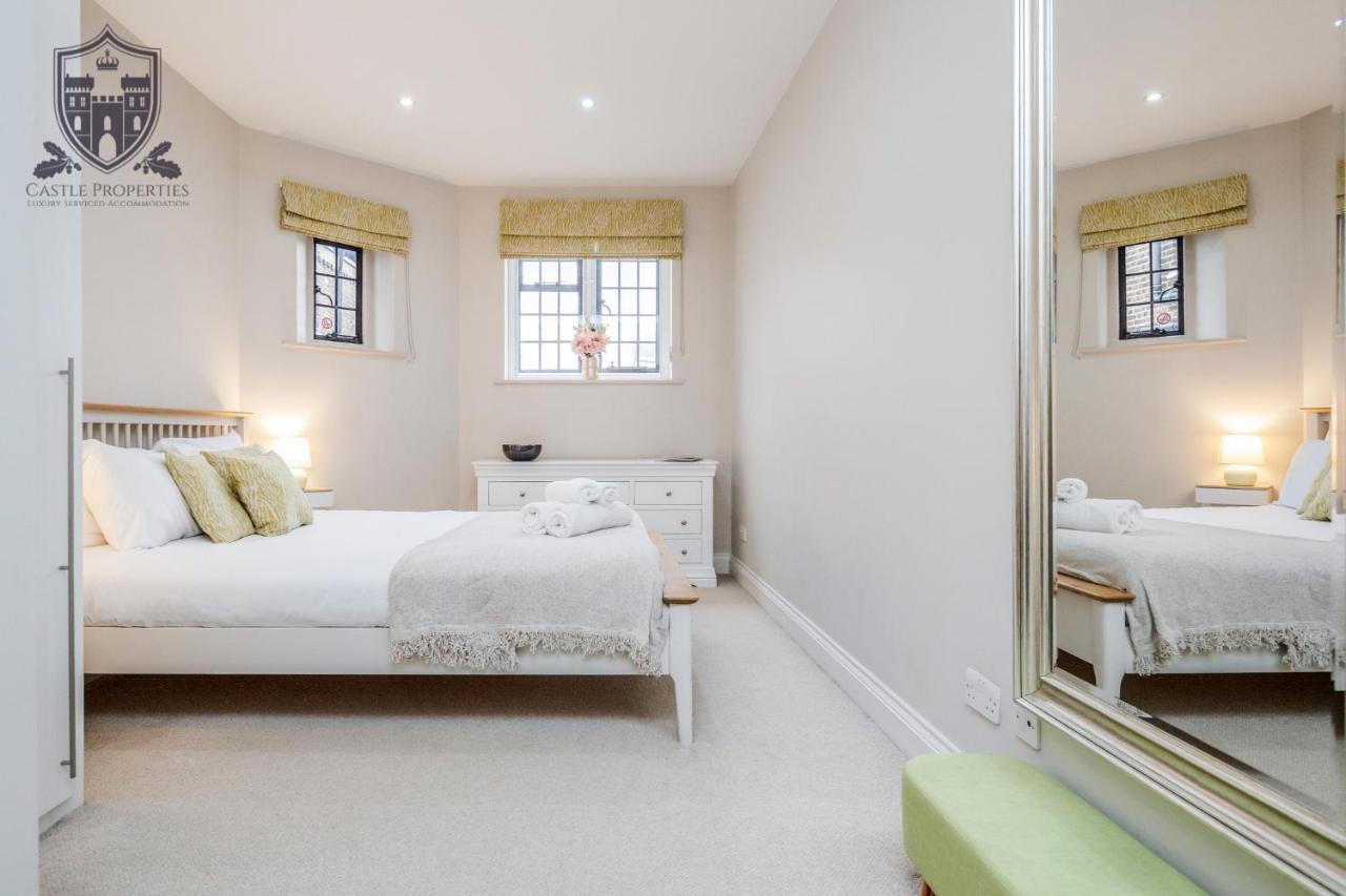 Castle Properties:Eton-The College Windsor Esterno foto