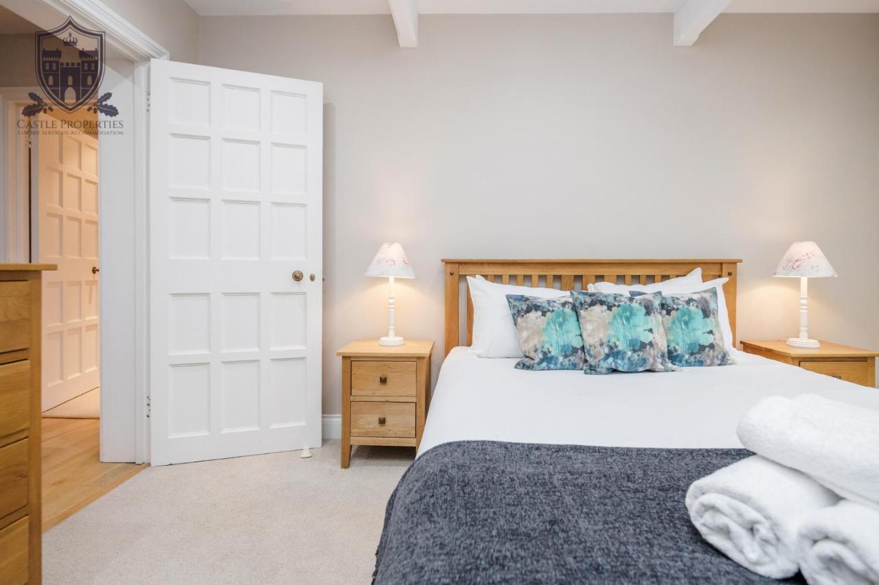 Castle Properties:Eton-The College Windsor Esterno foto